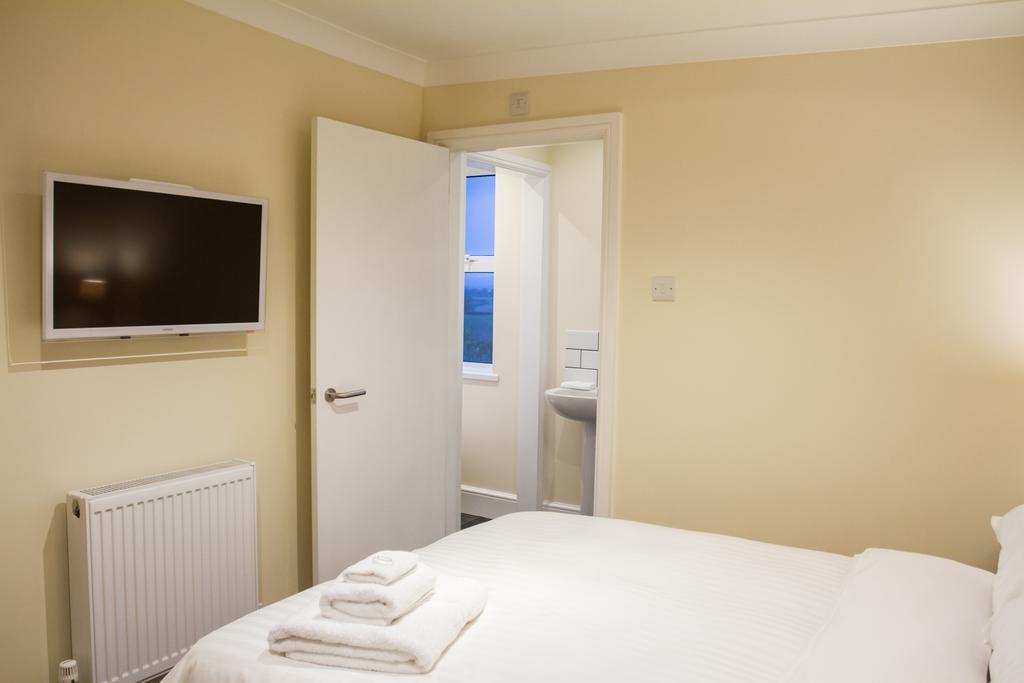 Отель Fair Oak House Exeter Airport Clyst Saint Mary Экстерьер фото